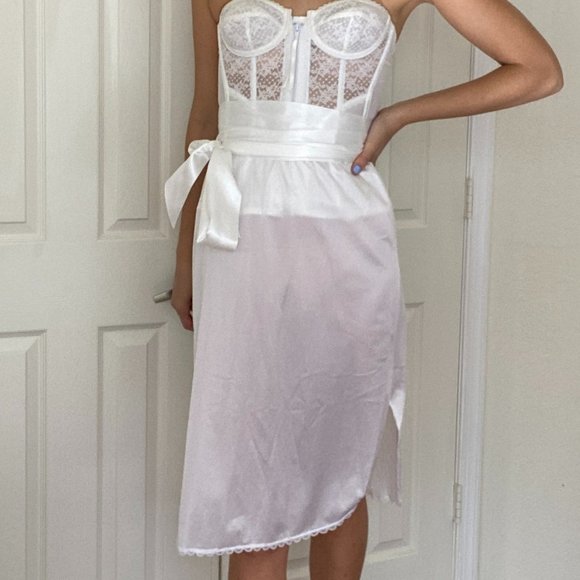 Vintage White Lace Midi Slip Skirt Pinup - Picture 3 of 8